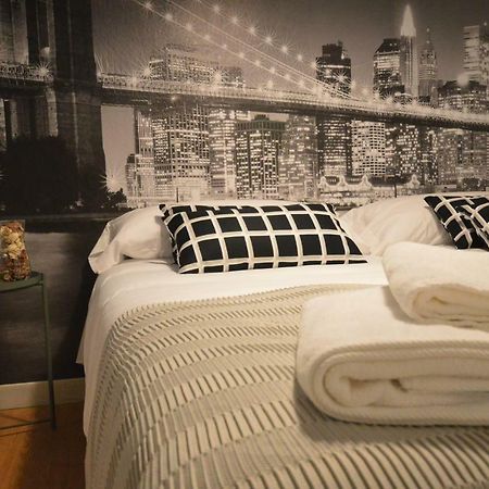 Appartamento Apartamento Fleta Saragozza Esterno foto